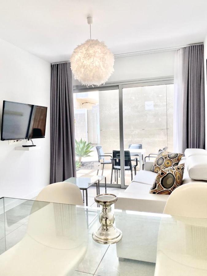 Casa Perla - Cozy Apartment Pool Side コラレホ エクステリア 写真